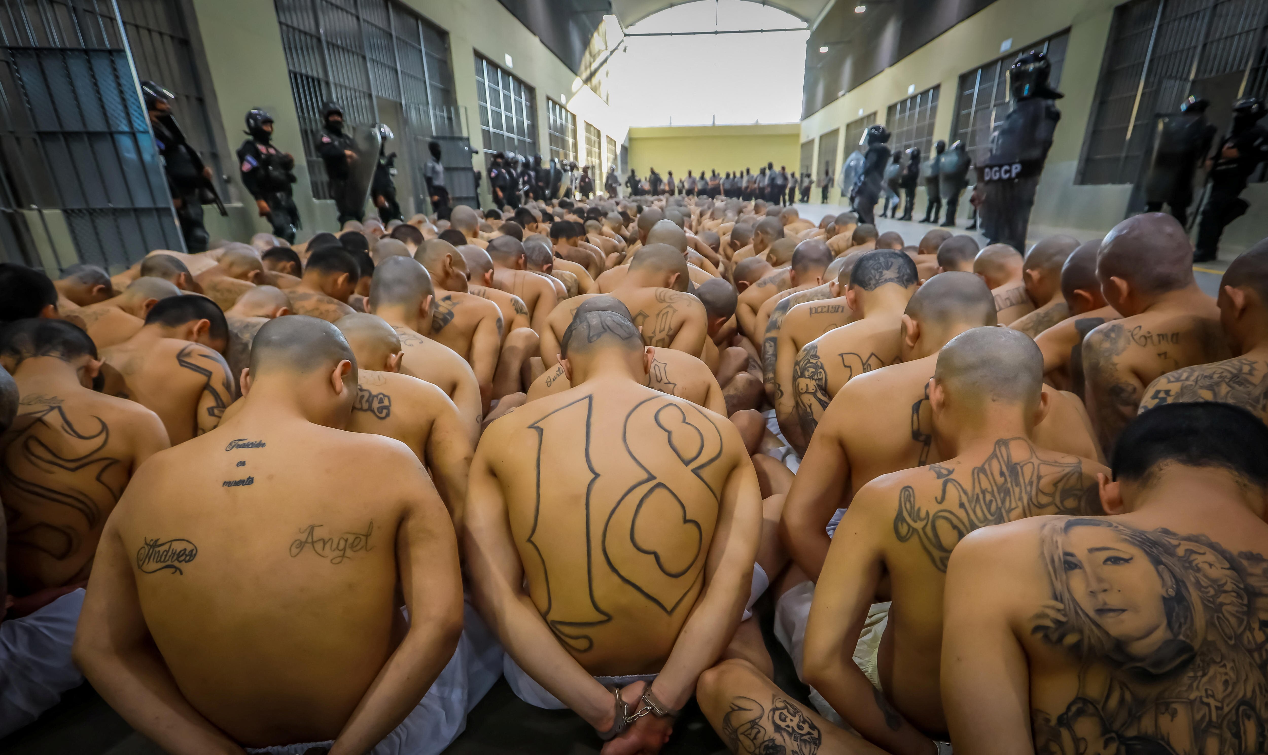 El Salvador mega-prison criticised by rights groups welcomes first inmates - ABC News